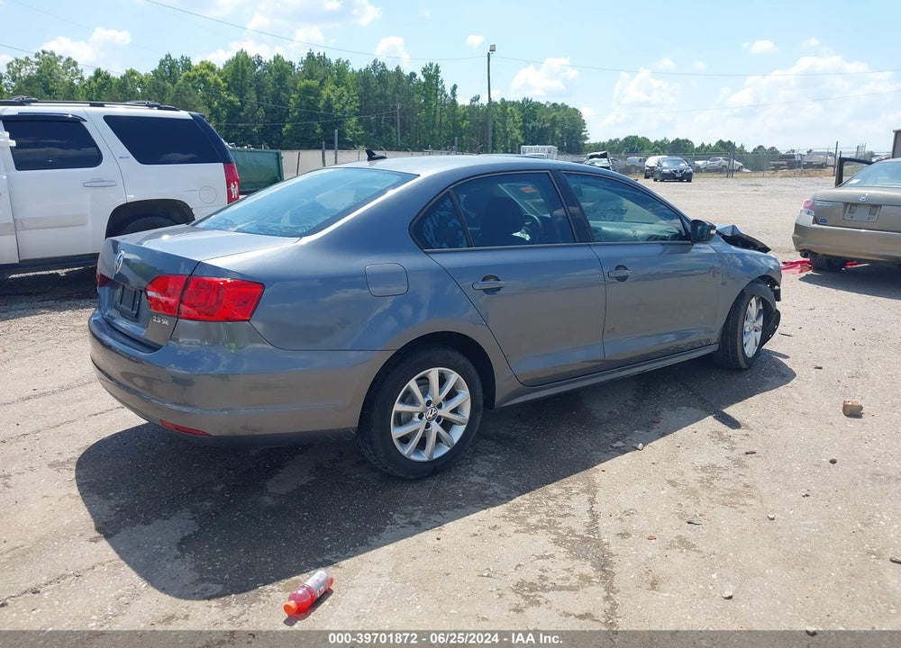 2011 VOLKSWAGEN JETTA 2.5L SE VIN: 3VWDZ7AJ5BM026873