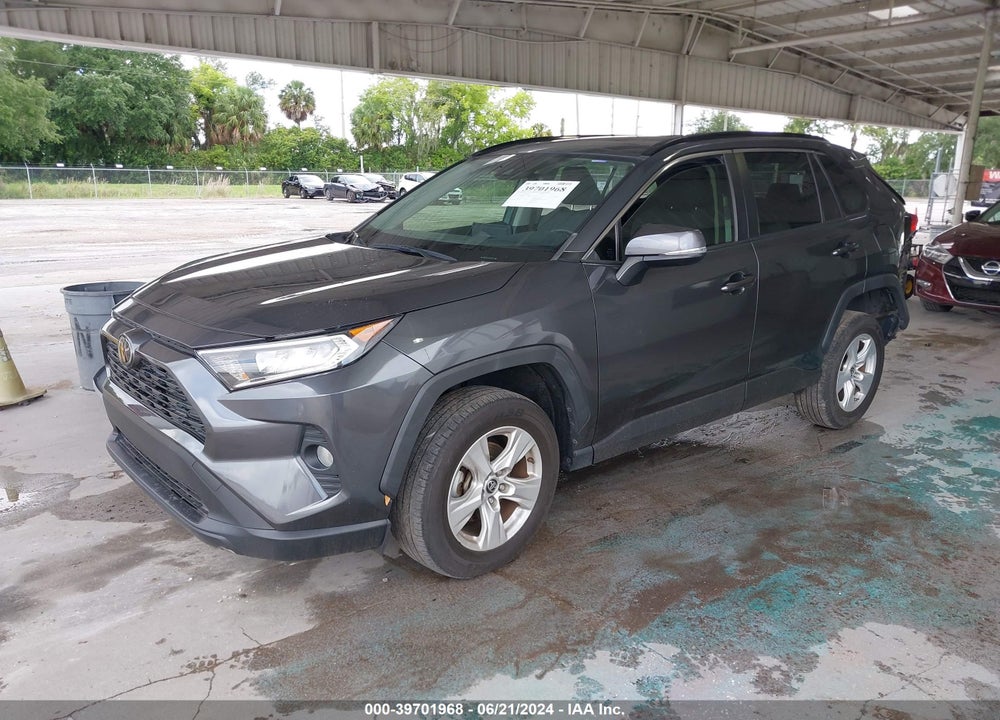 2019 TOYOTA RAV4 XLE VIN: JTMW1RFV3KD038624