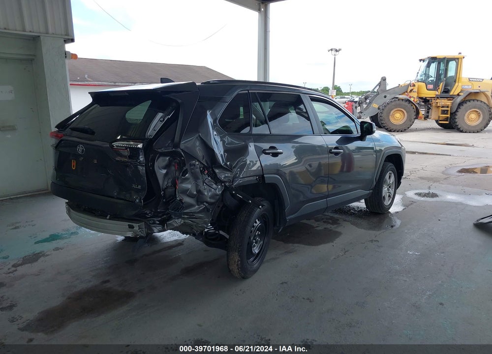 2019 TOYOTA RAV4 XLE VIN: JTMW1RFV3KD038624