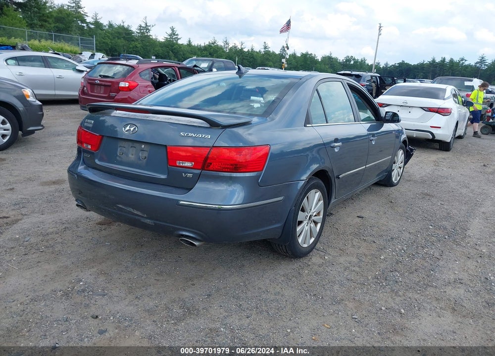 2009 HYUNDAI SONATA LIMITED V6 VIN: 5NPEU46F69H570131