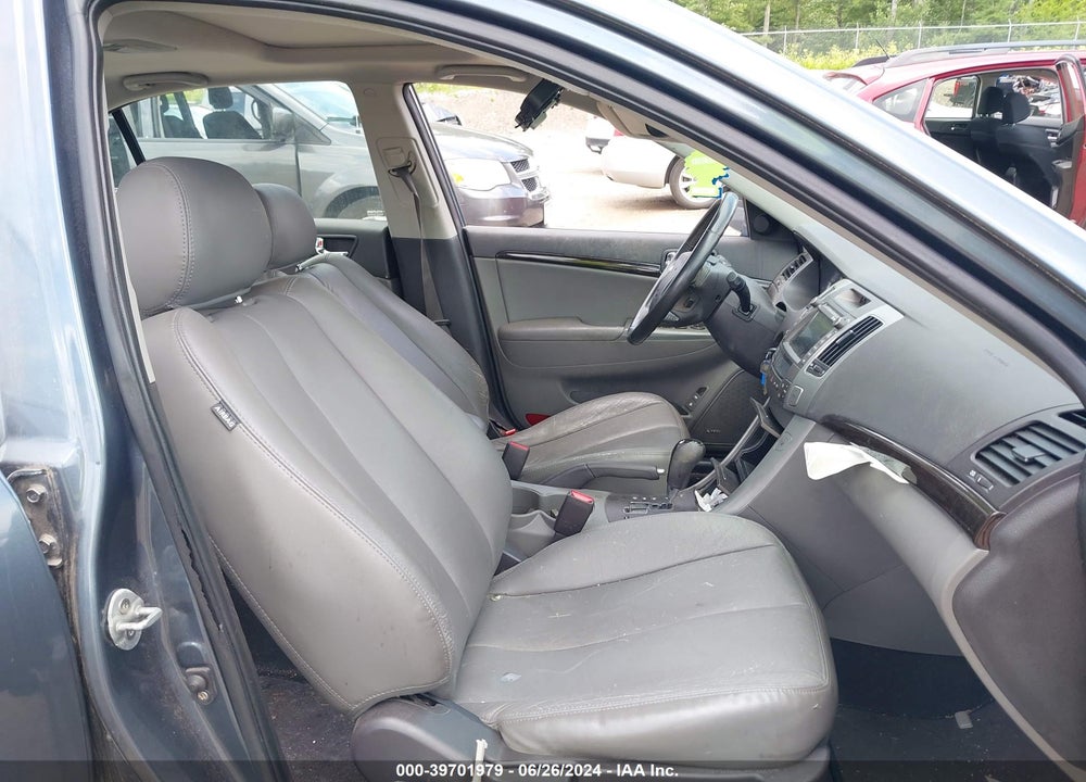 2009 HYUNDAI SONATA LIMITED V6 VIN: 5NPEU46F69H570131