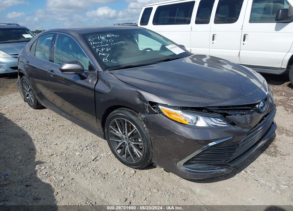 2023 TOYOTA CAMRY XLE HYBRID VIN: 4T1F31AK1P4619440
