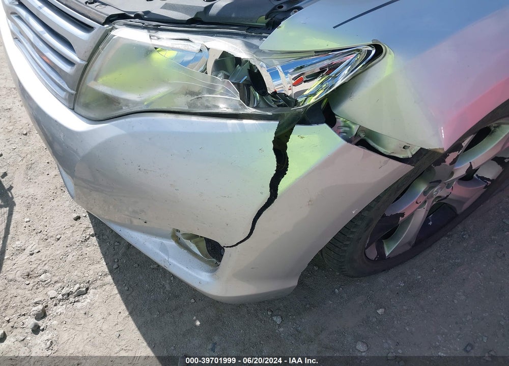 2012 TOYOTA VENZA XLE V6 VIN: 4T3ZK3BB1CU051377