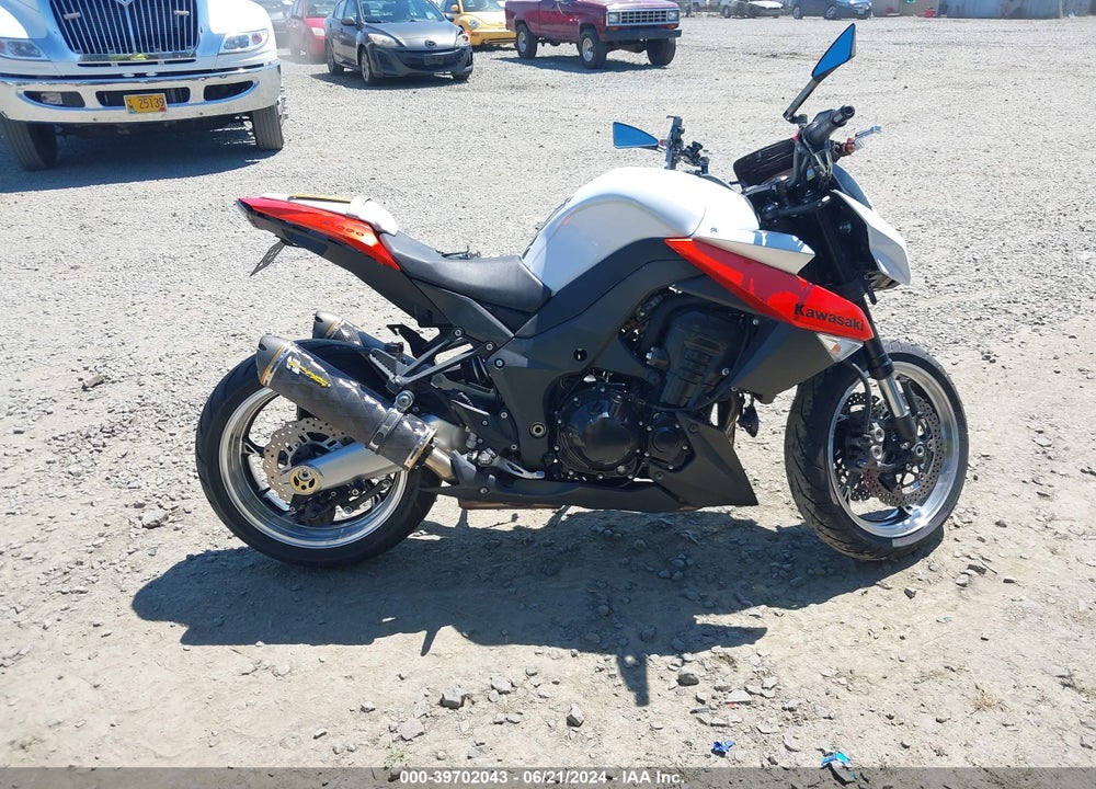 2010 KAWASAKI ZR1000 D VIN: JKAZRCD14AA000624