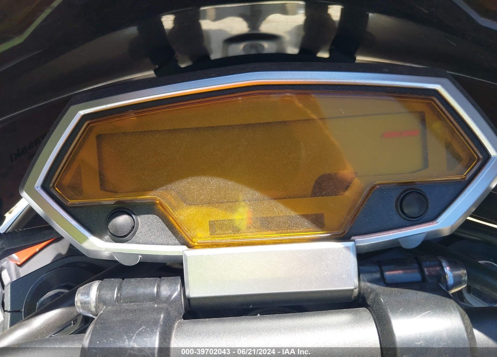 2010 KAWASAKI ZR1000 D VIN: JKAZRCD14AA000624