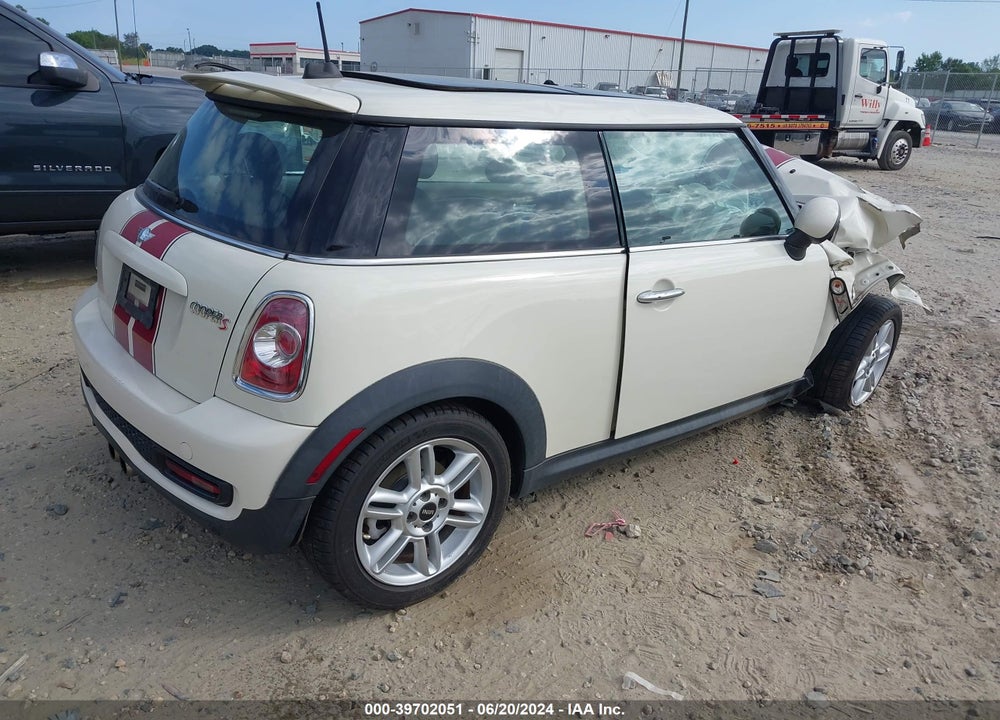 2013 MINI HARDTOP VIN: WMWSV3C53DT392198