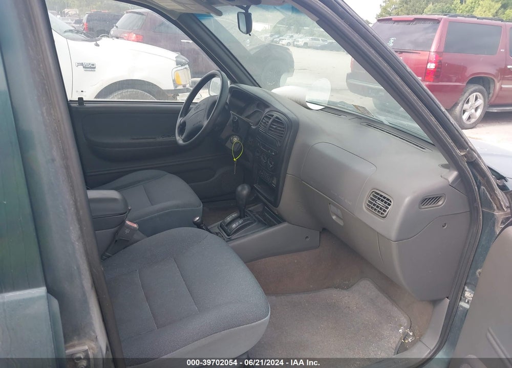 2001 KIA SPORTAGE EX/LIMITED VIN: KNDJA723215700110
