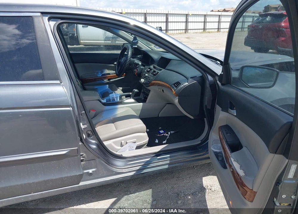 2011 HONDA ACCORD 3.5 EX-L VIN: 1HGCP3F89BA000102