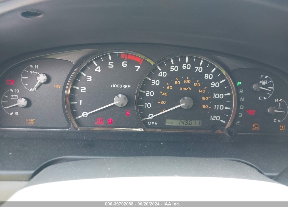 2006 TOYOTA SEQUOIA SR5 V8 VIN: 5TDBT44A26S270038