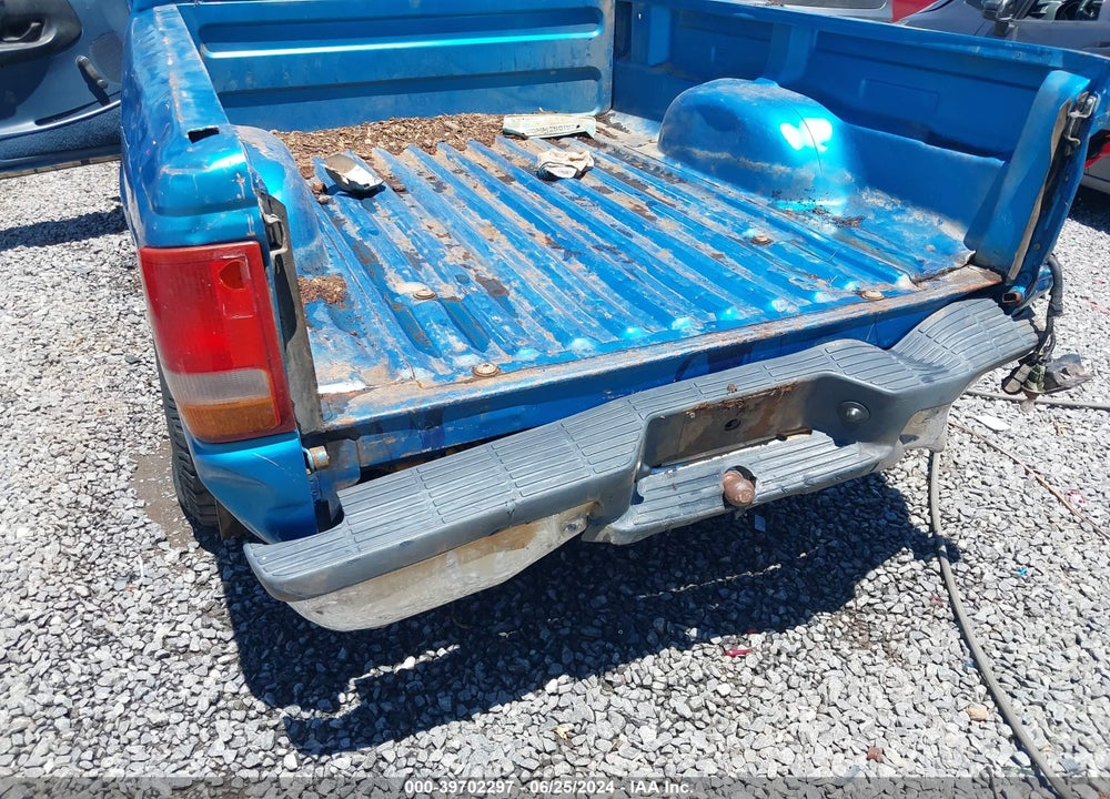 1994 FORD RANGER VIN: 1FTCR10A7RTA27015
