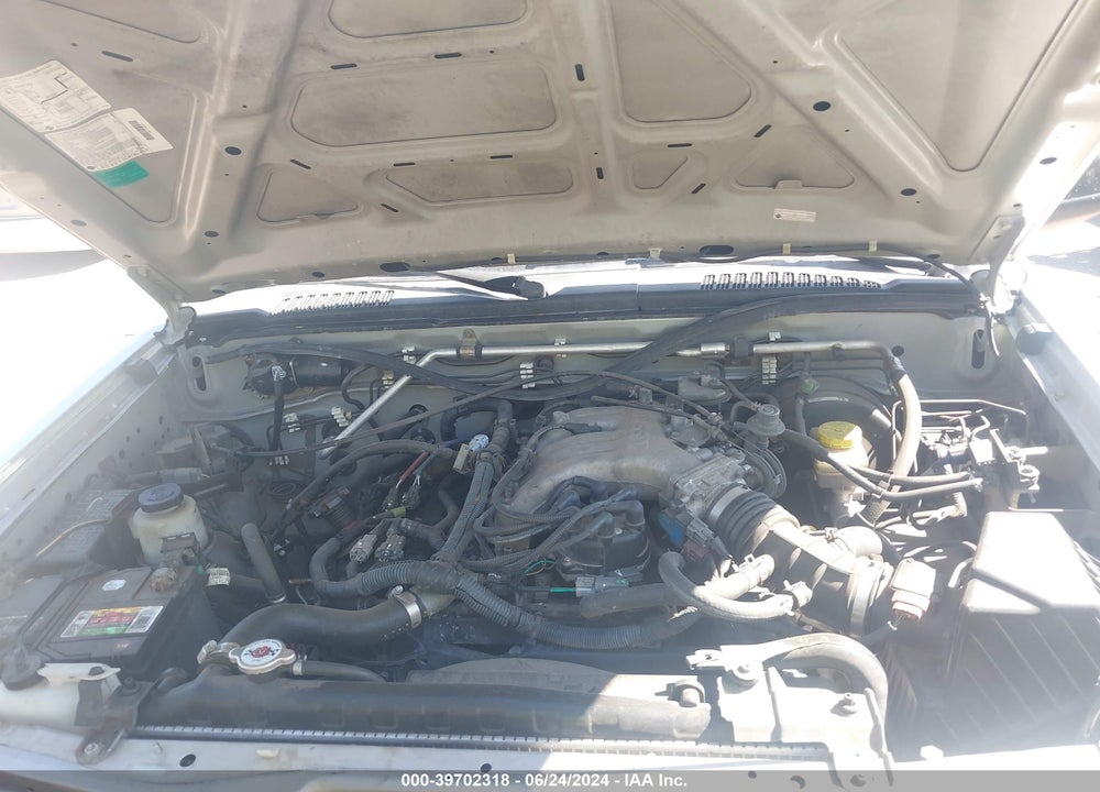 2004 NISSAN XTERRA XE VIN: 5N1ED28Y24C613494