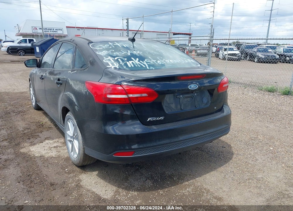 2017 FORD FOCUS SE VIN: 1FADP3F28HL253798