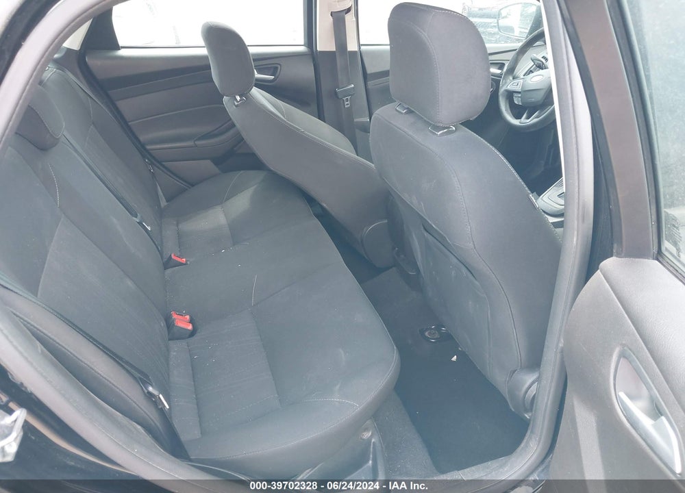2017 FORD FOCUS SE VIN: 1FADP3F28HL253798