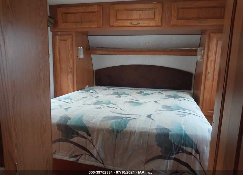 1996 HOLIDAY RAMBLER 5TH WHEEL TRAVEL TRAILER VIN: 1KB381G24TW018916