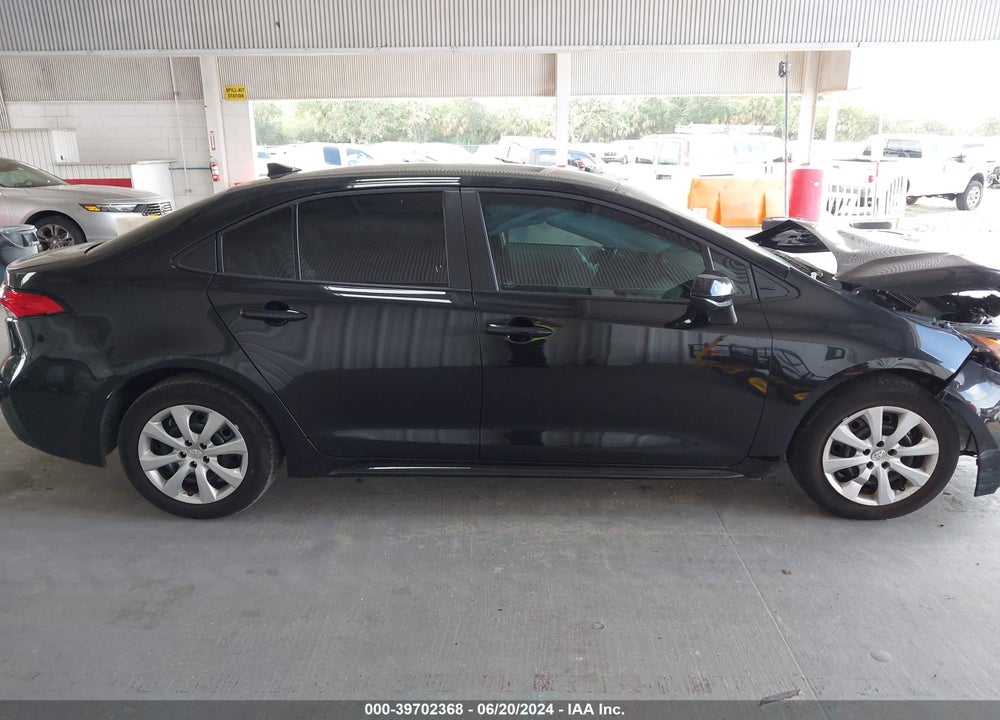 2022 TOYOTA COROLLA LE VIN: 5YFEPMAE8NP378468