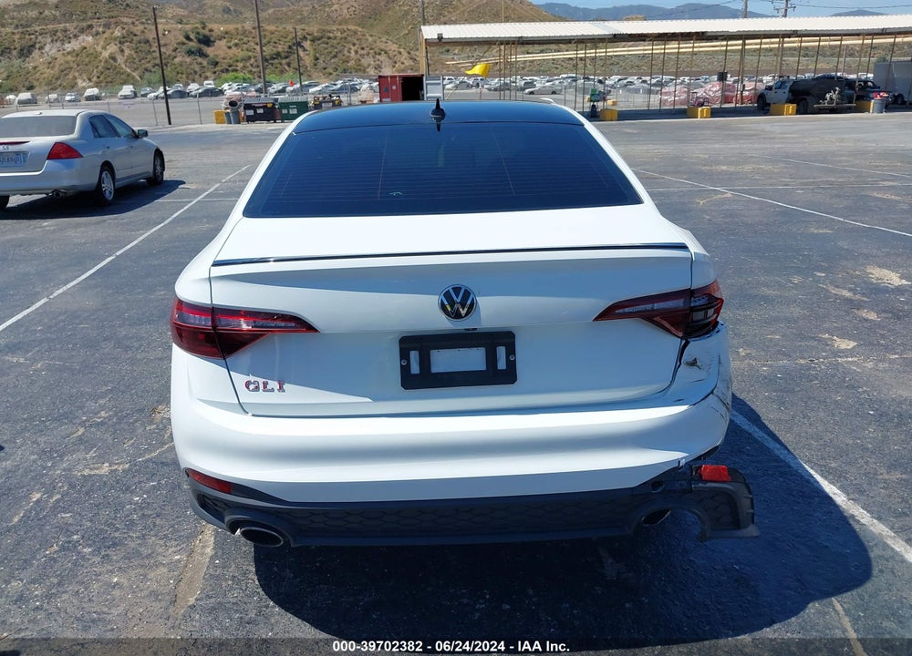2024 VOLKSWAGEN JETTA GLI 2.0T AUTOBAHN VIN: 3VW2T7BU7RM025929