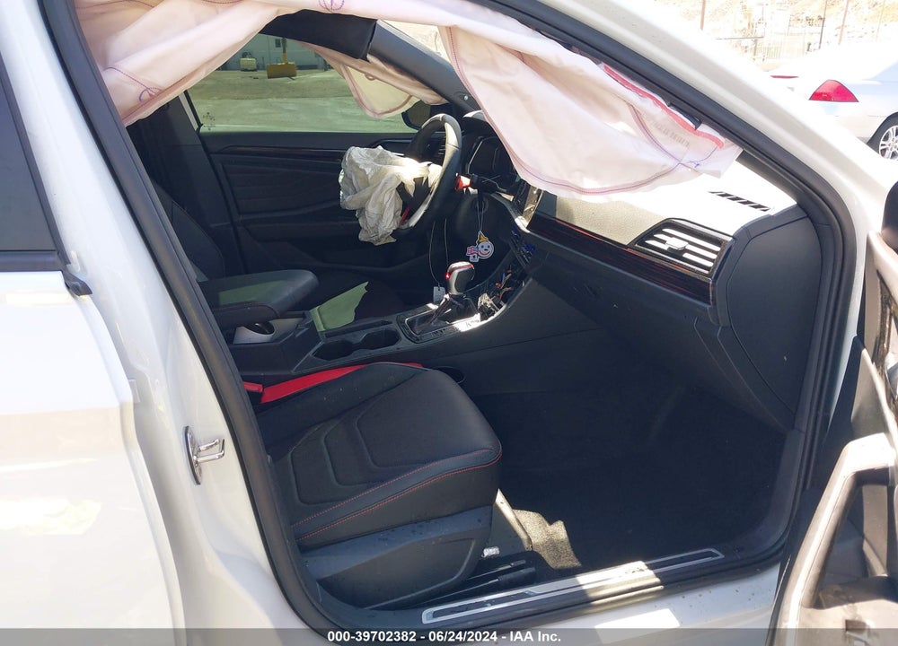 2024 VOLKSWAGEN JETTA GLI 2.0T AUTOBAHN VIN: 3VW2T7BU7RM025929