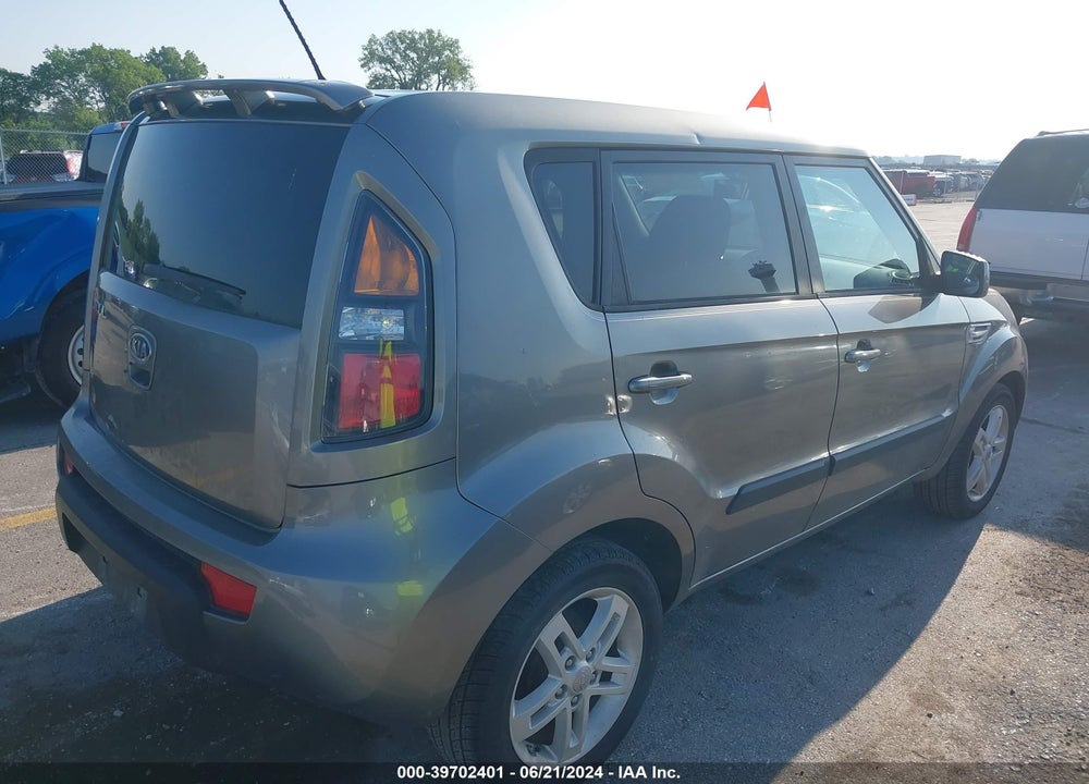 2011 KIA SOUL VIN: KNDJT2A25B7271346