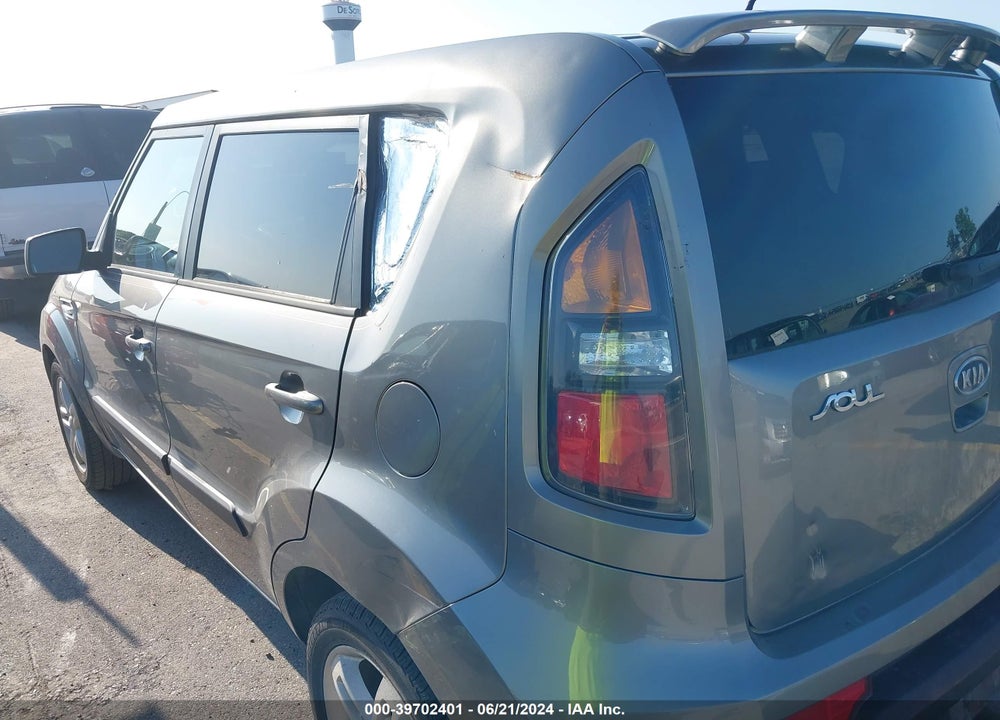 2011 KIA SOUL VIN: KNDJT2A25B7271346