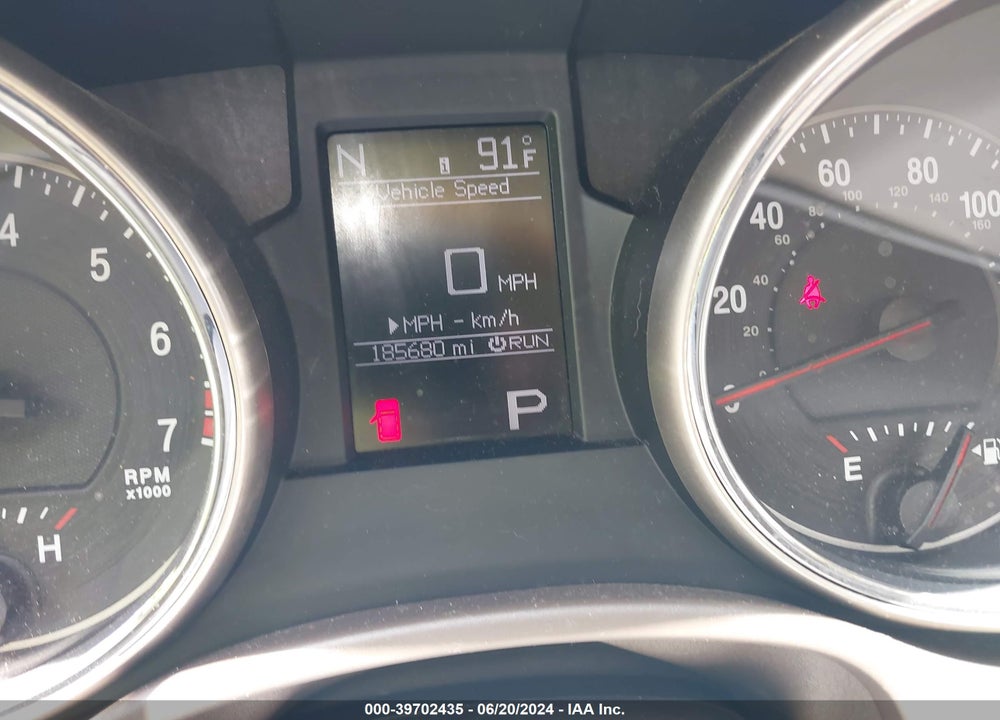 2011 JEEP GRAND CHEROKEE OVERLAND VIN: 1J4RR6GG5BC608529