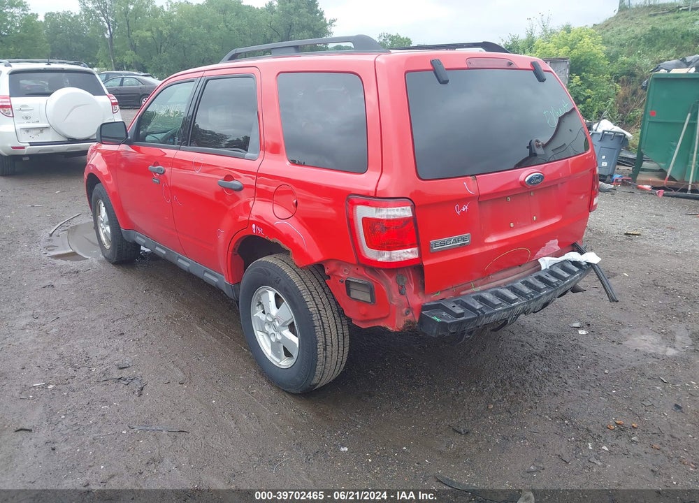 2009 FORD ESCAPE XLT VIN: 1FMCU03769KA09177
