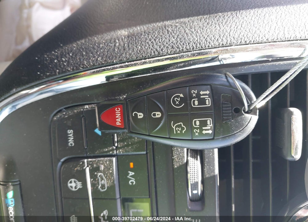 2013 CHRYSLER TOWN & COUNTRY TOURING-L VIN: 2C4RC1CGXDR708717
