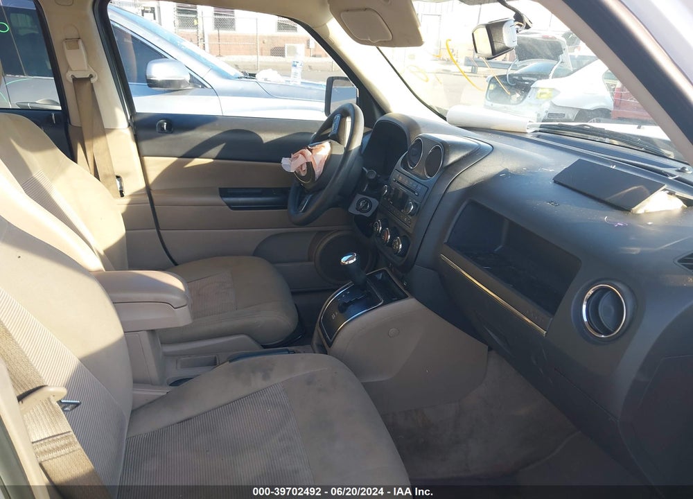 2017 JEEP PATRIOT SPORT FWD VIN: 1C4NJPBB2HD209092