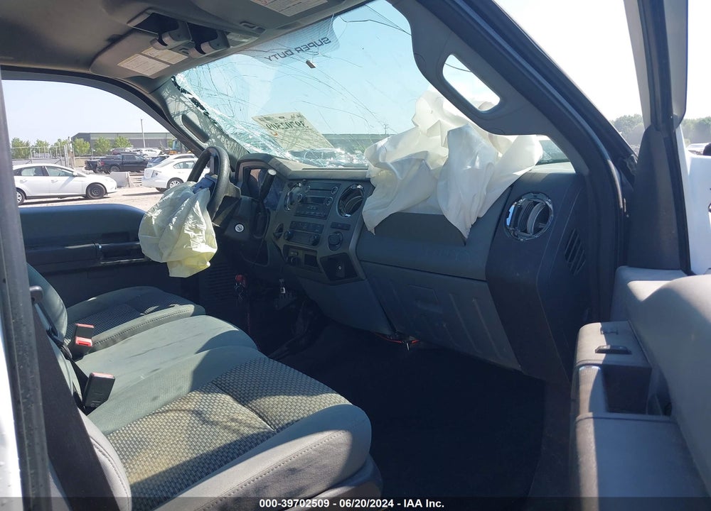 2011 FORD F-250 XLT VIN: 1FT7W2B65BEA68519