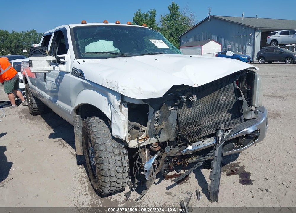 2011 FORD F-250 XLT VIN: 1FT7W2B65BEA68519