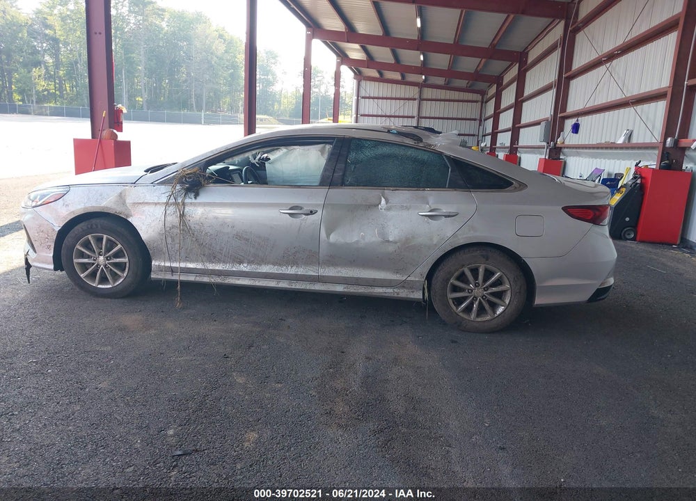 2018 HYUNDAI SONATA SE VIN: 5NPE24AF1JH728263