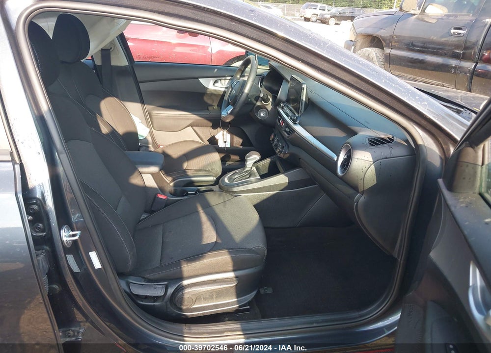 2023 KIA FORTE LXS VIN: 3KPF24AD3PE601093