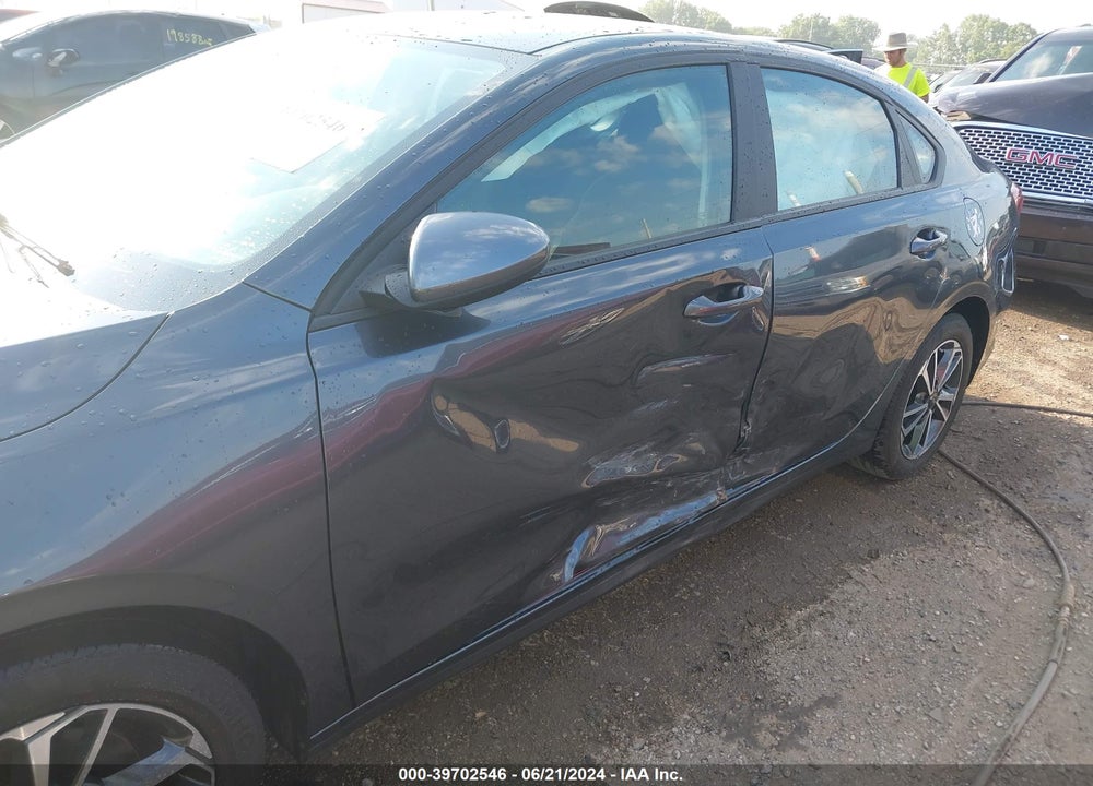 2023 KIA FORTE LXS VIN: 3KPF24AD3PE601093