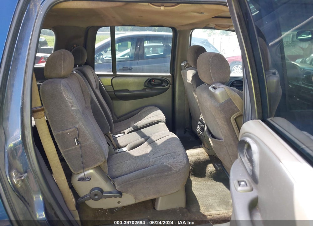 2004 CHEVROLET TRAILBLAZER EXT LT VIN: 1GNES16S246211385