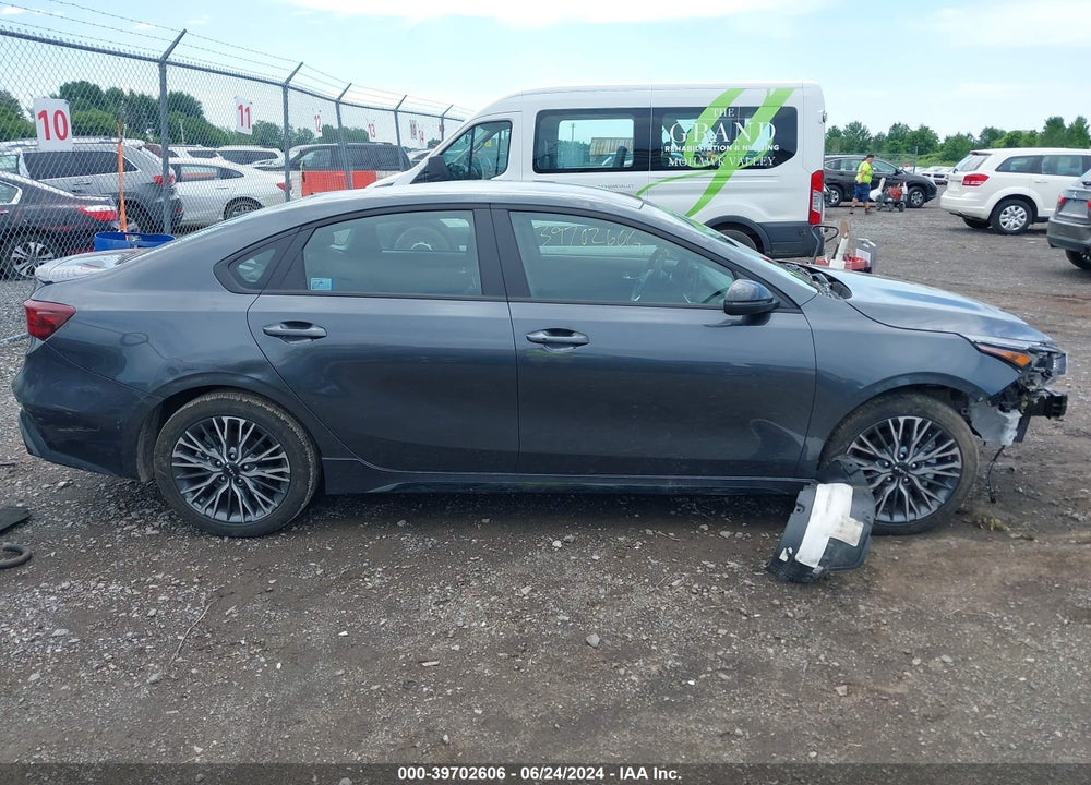2024 KIA FORTE GT LINE VIN: 3KPF54AD5RE745738