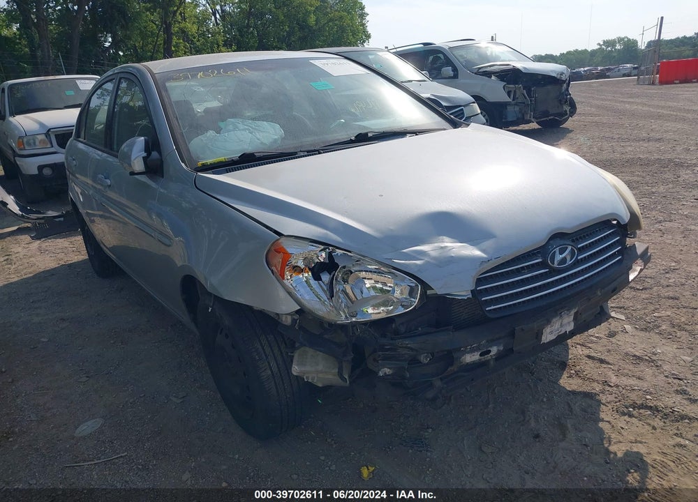2006 HYUNDAI ACCENT GLS VIN: KMHCN46C16U017653