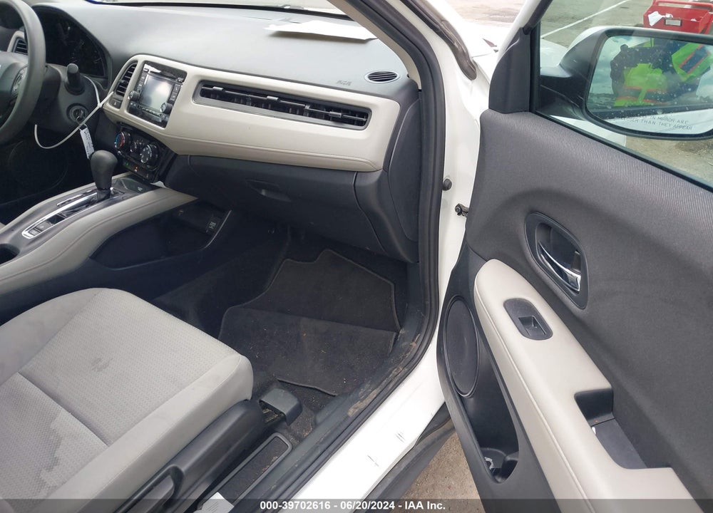 2022 HONDA HR-V 2WD LX VIN: 3CZRU5H32NM737531