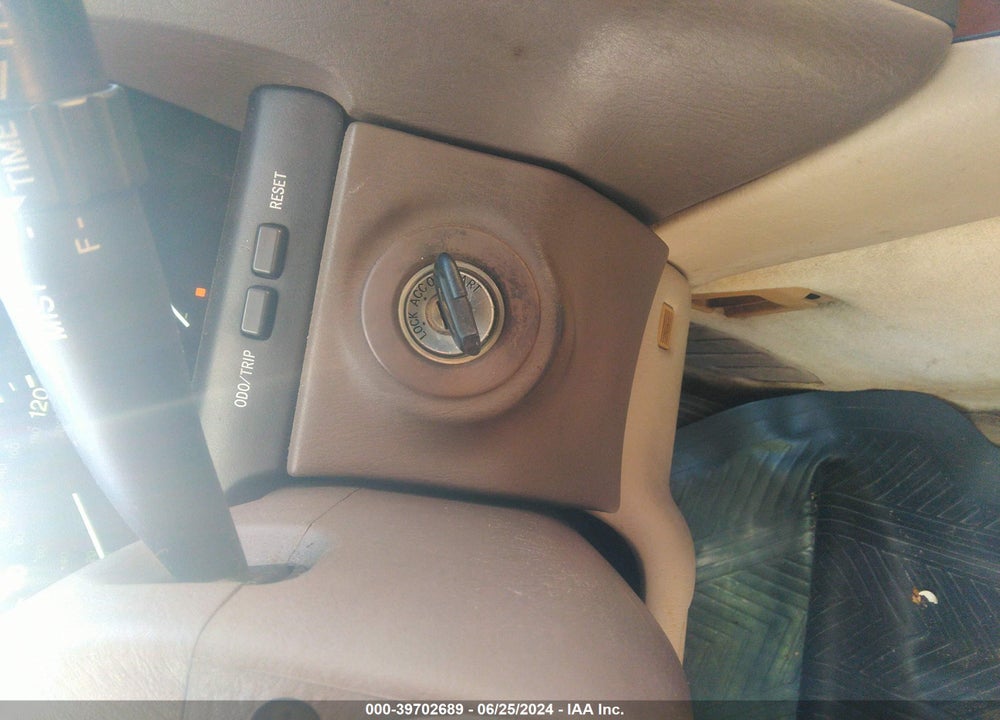 1996 LEXUS LS VIN: JT8BH22F5T0053133