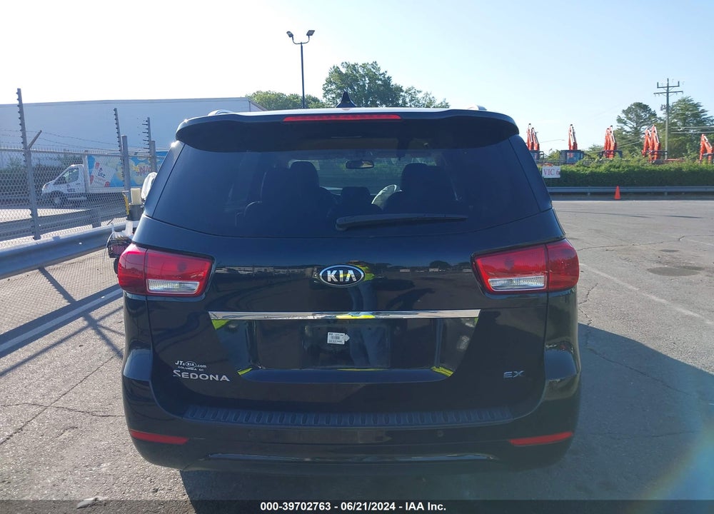 2017 KIA SEDONA EX VIN: KNDMC5C17H6335081