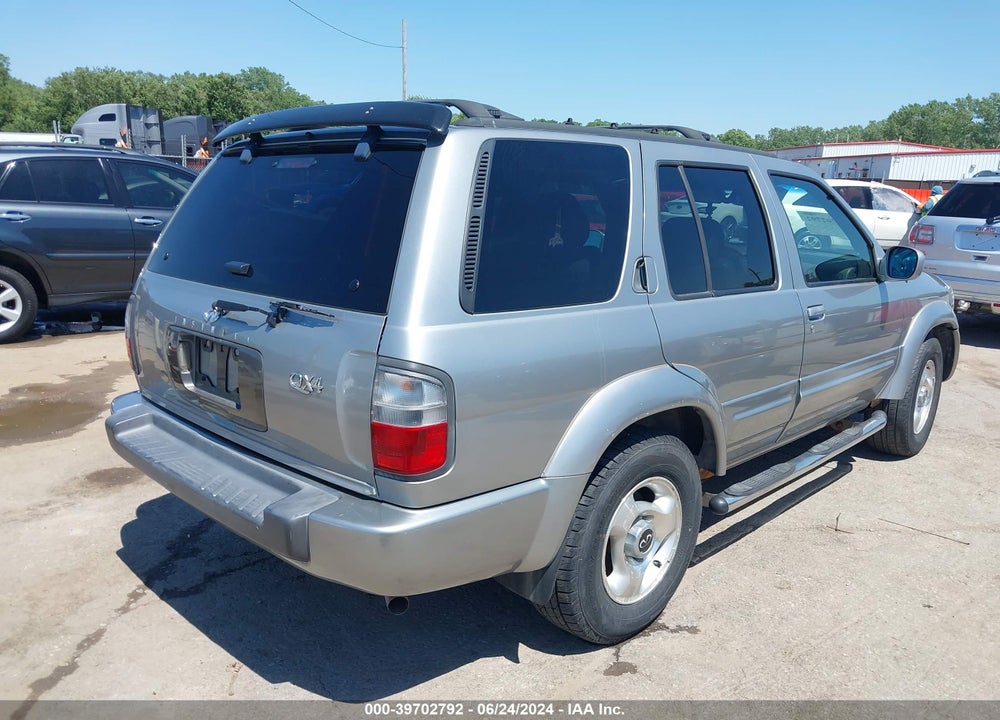 1999 INFINITI QX4 VIN: JNRAR07Y2XW069401