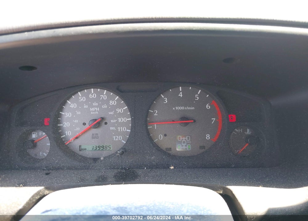 1999 INFINITI QX4 VIN: JNRAR07Y2XW069401