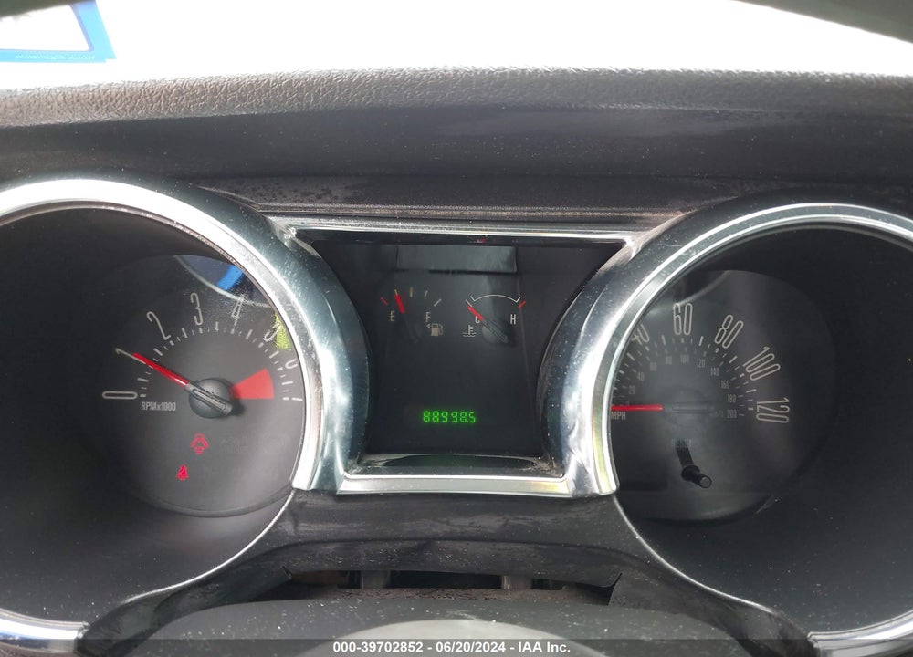 2008 FORD MUSTANG V6 DELUXE/V6 PREMIUM VIN: 1ZVHT80N285132094