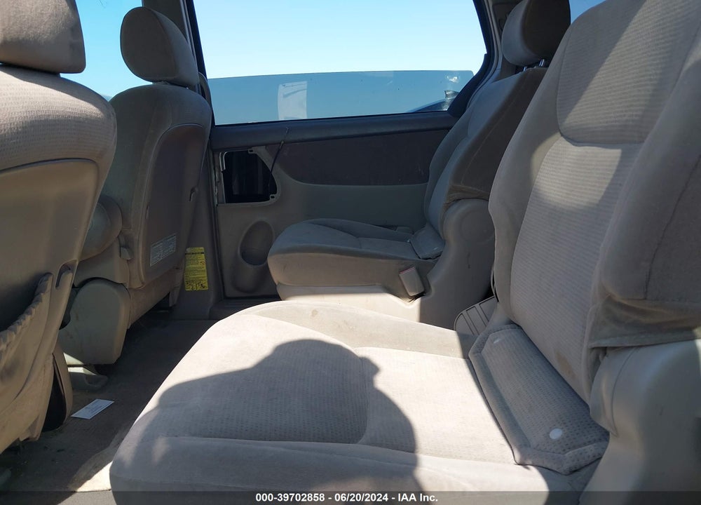 2005 TOYOTA SIENNA LE VIN: 5TDZA23C95S256857