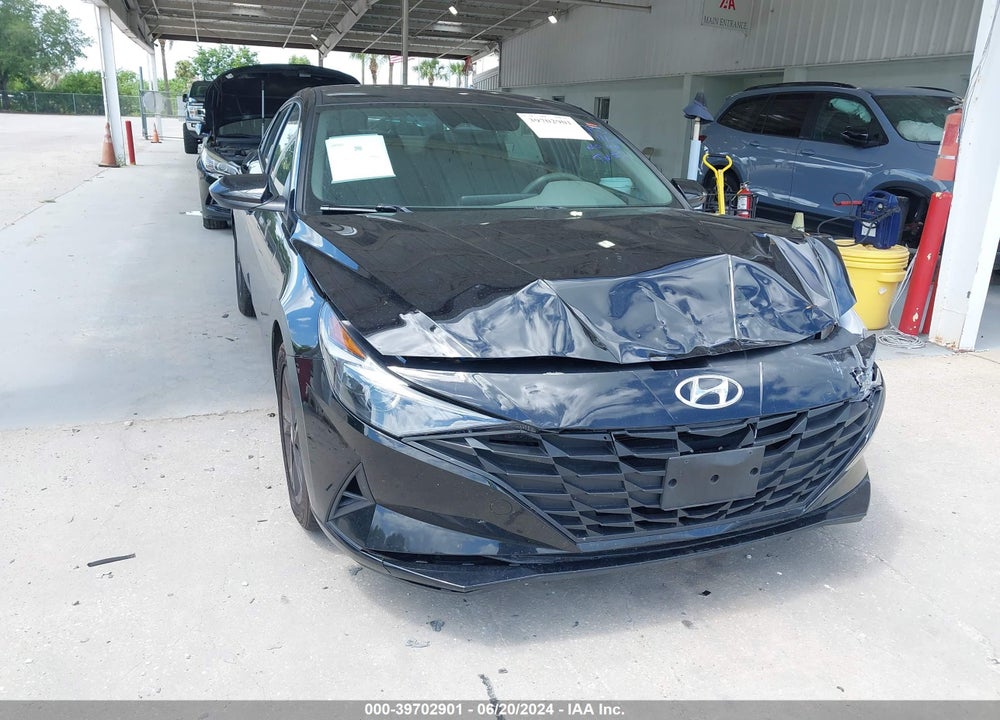 2021 HYUNDAI ELANTRA SEL VIN: KMHLM4AG1MU182113