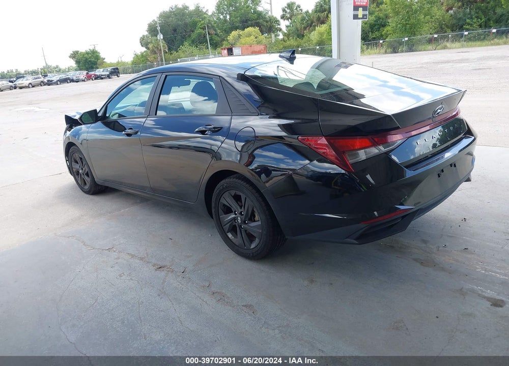 2021 HYUNDAI ELANTRA SEL VIN: KMHLM4AG1MU182113