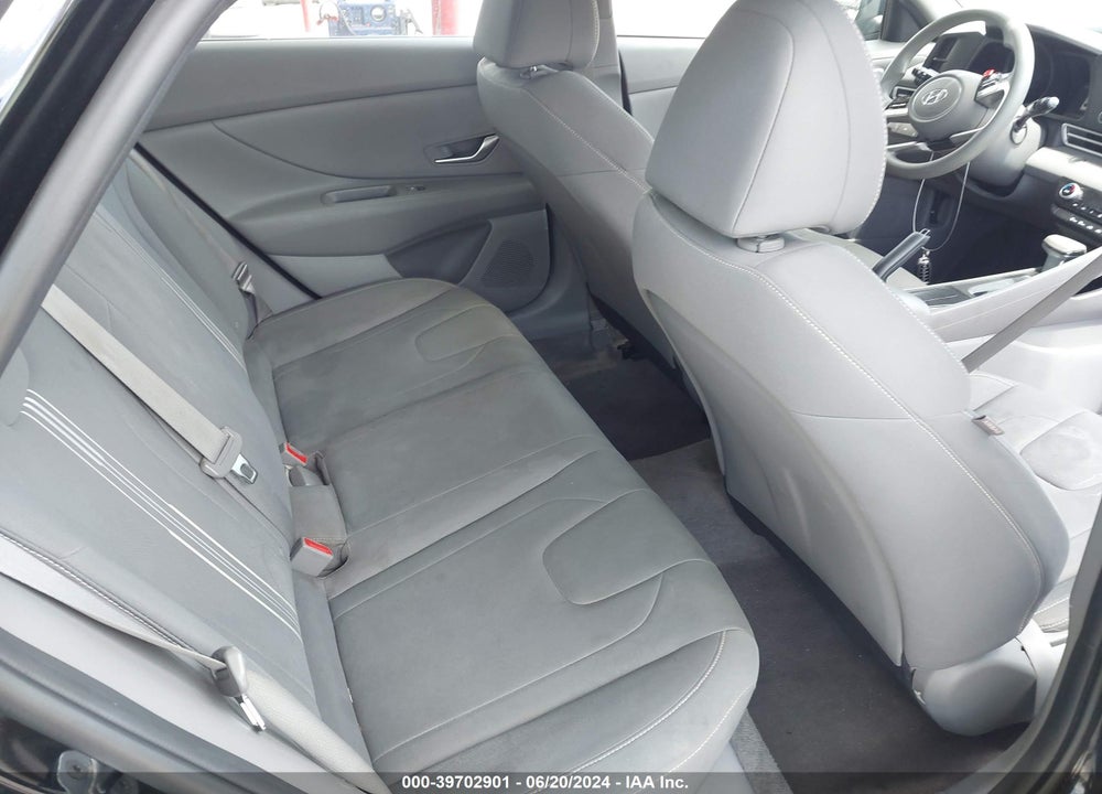 2021 HYUNDAI ELANTRA SEL VIN: KMHLM4AG1MU182113