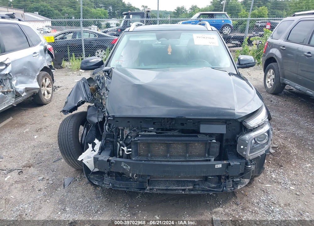 2023 HYUNDAI VENUE SEL VIN: KMHRC8A39PU230754