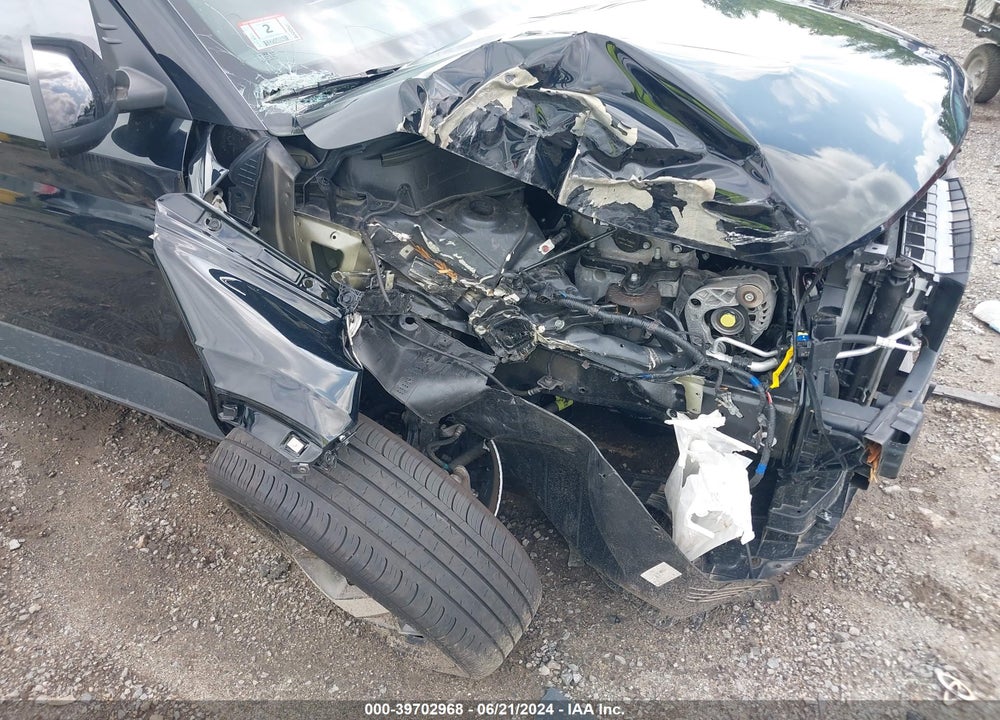 2023 HYUNDAI VENUE SEL VIN: KMHRC8A39PU230754