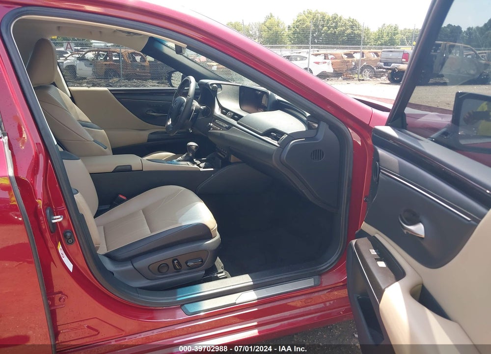 2019 LEXUS ES 350 LUXURY VIN: 58ABZ1B18KU022841