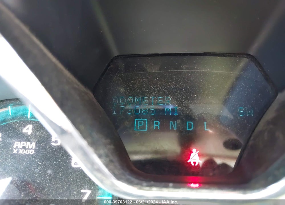 2015 CHEVROLET TRAVERSE LS VIN: 1GNKVFED9FJ381902