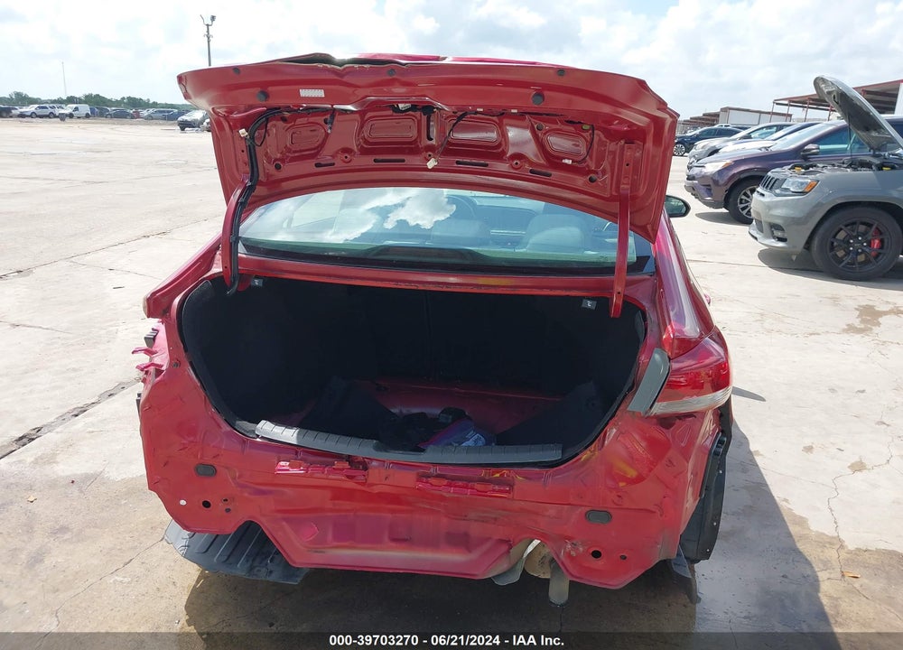 2017 HYUNDAI ELANTRA SE VIN: KMHD84LFXHU102536